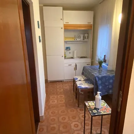 Apartment Stella-dora Lopar